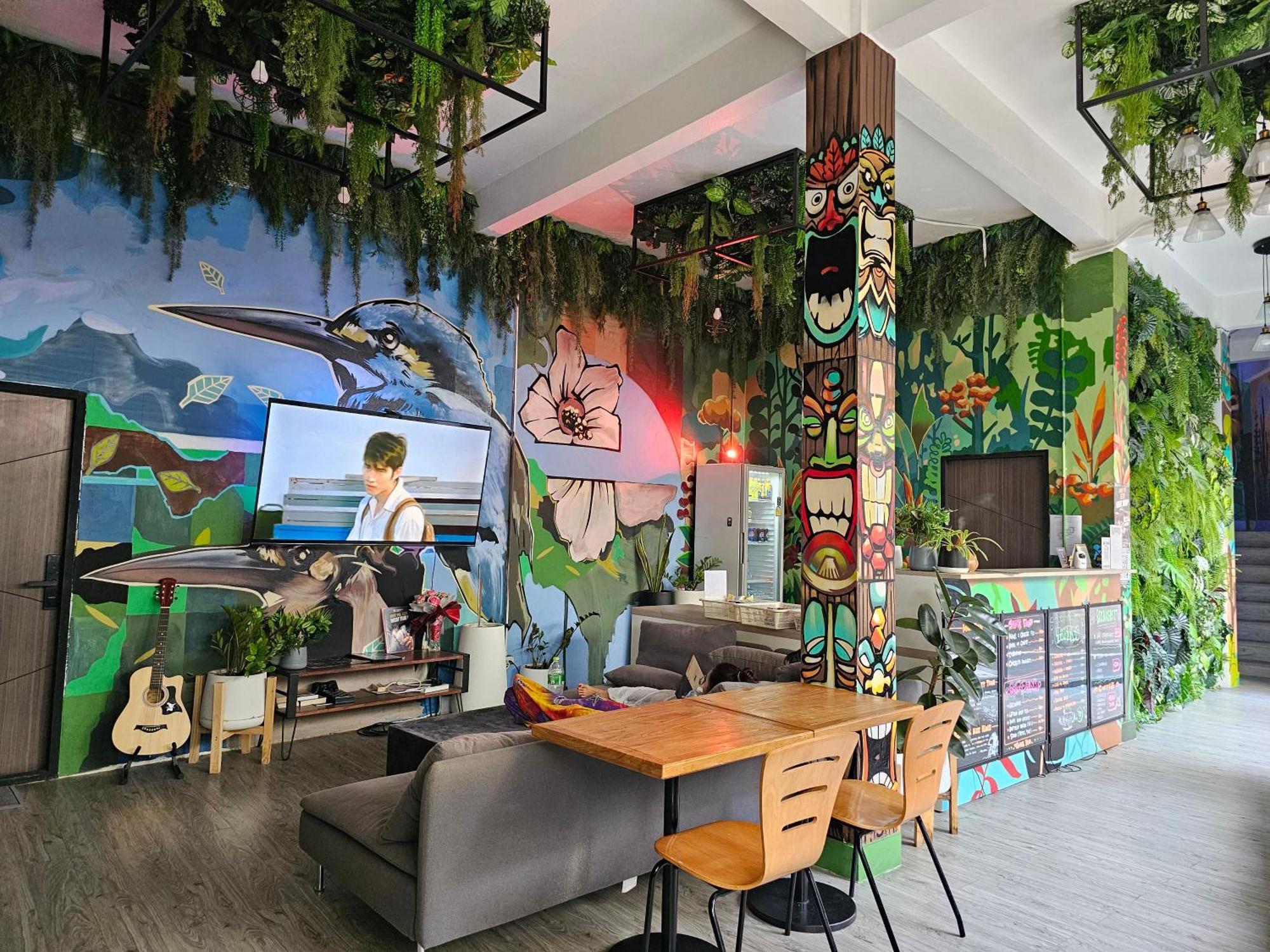 Urban Jungle Hostel กรุงเทพมหานคร ภายนอก รูปภาพ